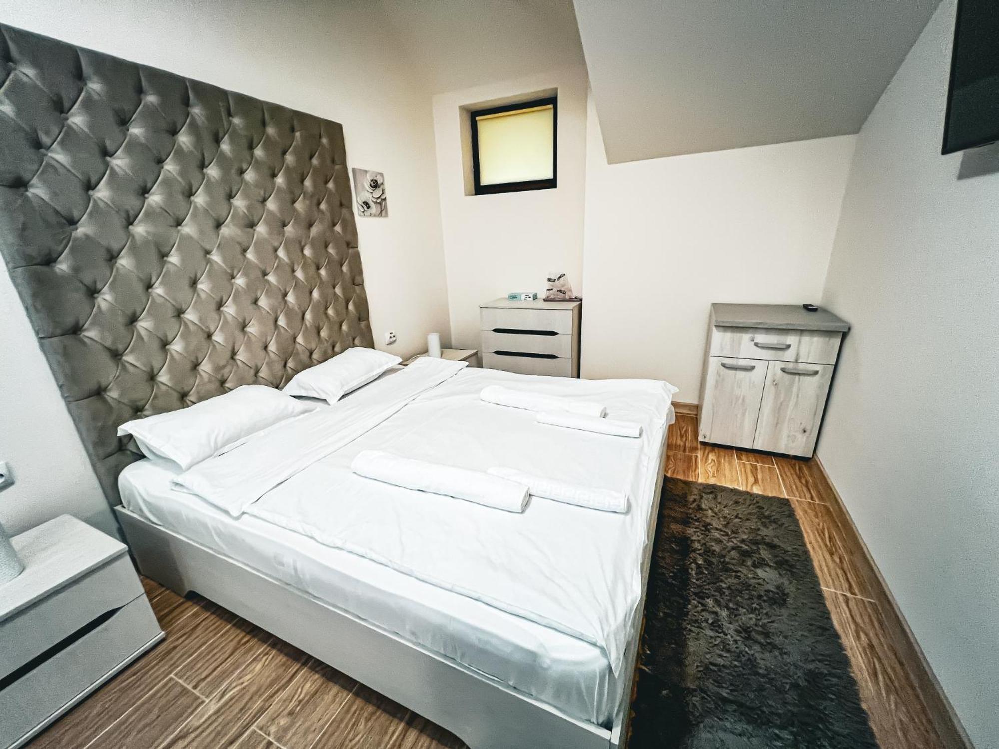 Splendor Boutique Pitesti Ngoại thất bức ảnh
